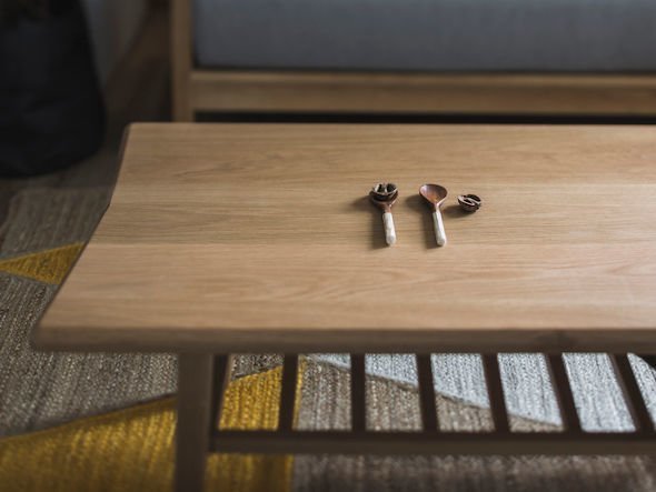 【シーヴ/SIEVE / GOODS】のbow center table / ボウ センターテーブル 棚付 人気、トレンドファッション・服の通販 founy(ファニー) 　送料無料　Free Shipping　センター　Center, Center Line　テーブル　Table, Dining Table　雑誌　Magazine, Fashion Magazine　ホーム・キャンプ・アウトドア・お取り寄せ　Home Living / Home & Lifestyle / Camping Gear / Outdoor Camping　家具・インテリア　Home Furniture & Interior. Stylish & Functional Living Spaces　テーブル　Dining, Coffee & Side Tables　ローテーブル・センターテーブル　Coffee & Center Tables　other-6|ID: prp329100000003061 ipo3291000000031532002