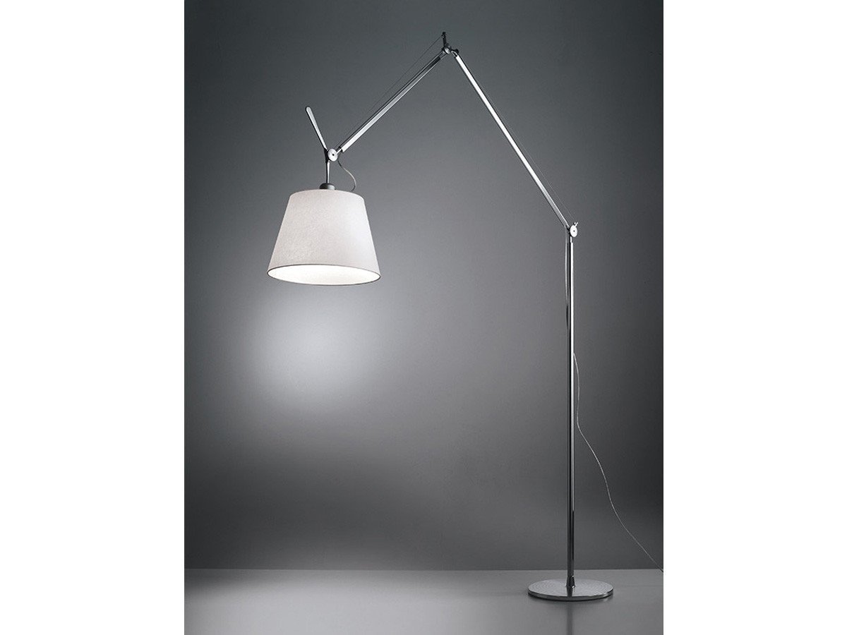【アルテミデ/Artemide / GOODS】のTOLOMEO Mega Floor / トロメオ メガ フロア インテリア・キッズ・メンズ・レディースファッション・服の通販 founy(ファニー) 　送料無料　Free Shipping　イタリア　Italy　エレガント 上品　Elegant　サテン　Satin　フィット　Fit　人気　Popularity　ホーム・キャンプ・アウトドア・お取り寄せ　Home,Garden,Outdoor,Camping Gear　家具・インテリア　Furniture　ライト・照明　Lighting & Light Fixtures　フロアライト・スタンドライト　Floor Light/Stand Light　パーチメント / シルバー|ID: prp329100000003074 ipo3291000000030229356