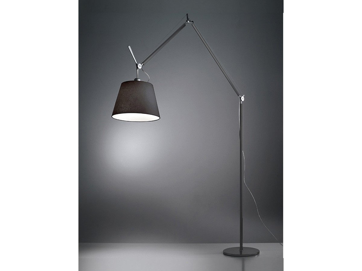 【アルテミデ/Artemide / GOODS】のTOLOMEO Mega Floor / トロメオ メガ フロア インテリア・キッズ・メンズ・レディースファッション・服の通販 founy(ファニー) 　送料無料　Free Shipping　イタリア　Italy　エレガント 上品　Elegant　サテン　Satin　フィット　Fit　人気　Popularity　ホーム・キャンプ・アウトドア・お取り寄せ　Home,Garden,Outdoor,Camping Gear　家具・インテリア　Furniture　ライト・照明　Lighting & Light Fixtures　フロアライト・スタンドライト　Floor Light/Stand Light　ブラックサテン / ブラック|ID: prp329100000003074 ipo3291000000030229370