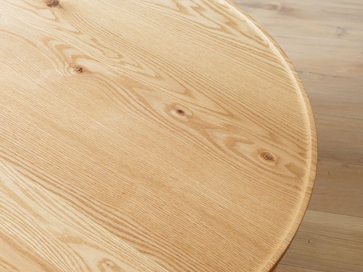 【ヒラシマ/HIRASHIMA / GOODS】のSPAGO Circle Table / スパーゴ サークルテーブル インテリア・キッズ・メンズ・レディースファッション・服の通販 founy(ファニー) 　イタリア　Italy　コンパクト　Compact, Small Size　サークル　Circle, Round Design　テーブル　Table, Dining Table　ホーム・キャンプ・アウトドア・お取り寄せ　Home Living / Home & Lifestyle / Camping Gear / Outdoor Camping　家具・インテリア　Home Furniture & Interior. Stylish & Functional Living Spaces　テーブル　Dining, Coffee & Side Tables　ローテーブル・センターテーブル　Coffee & Center Tables　天板には無垢材を使用し、縁は削り出しでつくられています。天板裏にはスチール製のそり止めを丹念に施工し|ID: prp329100000003196 ipo3291000000036861672