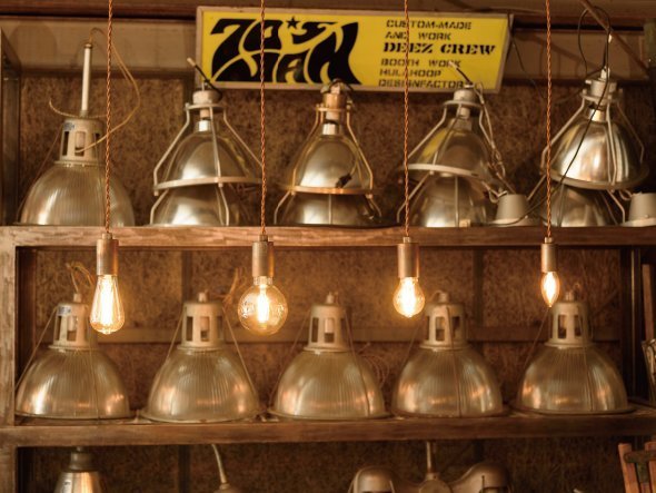 【フライミーパーラー/FLYMEe Parlor / GOODS】のABURI socket + LED bulb / アブリソケット + LED電球(エジソン球) インテリア・キッズ・メンズ・レディースファッション・服の通販 founy(ファウニー) 　送料無料　Free Shipping　オレンジ　Orange　ツイスト　Tweed, Tweed Fabric　ホーム・キャンプ・アウトドア・お取り寄せ　Home Living / Home & Lifestyle / Camping Gear / Outdoor Camping　家具・インテリア　Home Furniture & Interior. Stylish & Functional Living Spaces　ライト・照明　Lamps & Lighting Fixtures　ペンダントライト・吊り下げ照明　Pendant Light / Hanging Light Fixture　|ID: prp329100000003234 ipo3291000000037061913