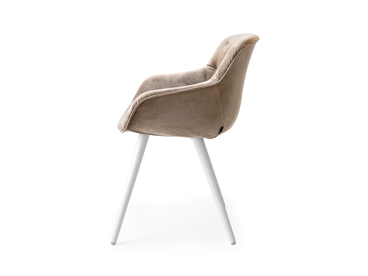 【カリガリス/Calligaris / GOODS】のIGLOO SOFT / イグルー ソフト CS/1841 インテリア・キッズ・メンズ・レディースファッション・服の通販 founy(ファウニー) 　送料無料　Free Shipping　おすすめ　Recommended / Our Picks　クッション　Cushion, Throw Pillow　フォルム　Silhouette, Form　ベルベット　Velvet, Velvety　ラグジュアリー　Luxury, Elegant　ホーム・キャンプ・アウトドア・お取り寄せ　Home Living / Home & Lifestyle / Camping Gear / Outdoor Camping　家具・インテリア　Home Furniture & Interior. Stylish & Functional Living Spaces　チェア・椅子　Seating & Chairs　ダイニングチェア・木製チェア　Dining Chairs　シートS0F サンド、脚部P94 マットオプティックホワイト|ID: prp329100000003333 ipo3291000000037067553