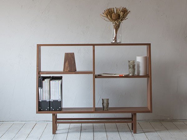 【グリニッチ オリジナル ファニチャー/greeniche original furniture / GOODS】のBook Case Wide / ブックケース ワイド インテリア・キッズ・メンズ・レディースファッション・服の通販 founy(ファニー) 　アンティーク　Antique-Inspired　ウッド　Wooden Design　オイル　Body Oil　テーブル　Table, Dining Table　時計　Watch, Wristwatch　人気　Popular, Best Seller　ビンテージ　Vintage, Retro Style　フレーム　Frame, Outline　ワイド　Wide, Wide Fit　おすすめ　Recommended / Our Picks　ホーム・キャンプ・アウトドア・お取り寄せ　Home Living / Home & Lifestyle / Camping Gear / Outdoor Camping　家具・インテリア　Home Furniture & Interior. Stylish & Functional Living Spaces　収納家具・キャビネット　Storage Furniture　シェルフ・オープンラック・収納棚　Open Shelf Rack　ホーム・キャンプ・アウトドア・お取り寄せ　Home Living / Home & Lifestyle / Camping Gear / Outdoor Camping　家具・インテリア　Home Furniture & Interior. Stylish & Functional Living Spaces　収納家具・キャビネット　Storage Furniture　本棚・マガジンスタンド　Bookshelf/Magazine Rack　ウッド:ウォルナット|ID: prp329100000003345 ipo3291000000030239900