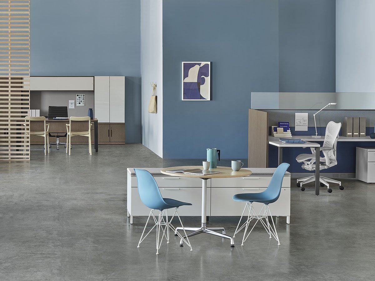 【ハーマンミラー/Herman Miller / GOODS】のEames Molded Plastic Side Shell Chair / イームズ プラスチックサイドシェルチェア ワイヤーベース / トリバレントクローム脚 DSR. 47 インテリア・キッズ・メンズ・レディースファッション・服の通販 founy(ファニー) 　シンプル　Simple, Minimal　人気　Popular, Best Seller　フォルム　Silhouette, Form　ワイヤー　Wire, Wired Bra　ホーム・キャンプ・アウトドア・お取り寄せ　Home Living / Home & Lifestyle / Camping Gear / Outdoor Camping　家具・インテリア　Home Furniture & Interior. Stylish & Functional Living Spaces　チェア・椅子　Seating & Chairs　ダイニングチェア・木製チェア　Dining Chairs　参考イメージ|ID: prp329100000003449 ipo3291000000036802996