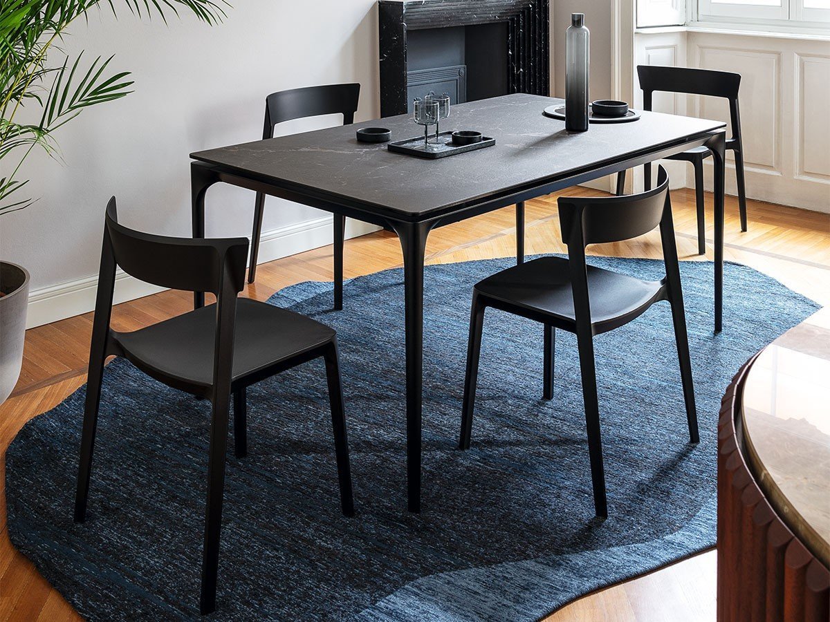 【カリガリス/Calligaris / GOODS】のSKIN / スキン CS/1391 インテリア・キッズ・メンズ・レディースファッション・服の通販 founy(ファニー) 　送料無料　Free Shipping　フレーム　Frame, Outline　ホーム・キャンプ・アウトドア・お取り寄せ　Home Living / Home & Lifestyle / Camping Gear / Outdoor Camping　家具・インテリア　Home Furniture & Interior. Stylish & Functional Living Spaces　チェア・椅子　Seating & Chairs　ダイニングチェア・木製チェア　Dining Chairs　P15 マットブラック|ID: prp329100000003704 ipo3291000000036468277