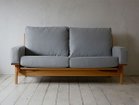 【グリニッチ オリジナル ファニチャー/greeniche original furniture / GOODS】のnewnormal Low Sofa 2P / ニューノーマル ローソファ 2P 張地:caleido / カレイド #1497(グループA)、フレーム:レッドオーク|ID:prp329100000003805