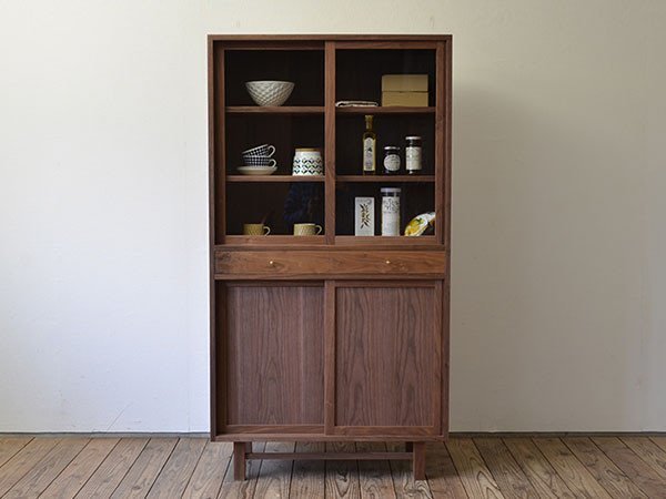 【グリニッチ オリジナル ファニチャー/greeniche original furniture / GOODS】のCup Board / カップボード インテリア・キッズ・メンズ・レディースファッション・服の通販 founy(ファウニー) 　ウッド　Wooden Design　オイル　Body Oil　ガラス　Glass, Glassware　人気　Popular, Best Seller　おすすめ　Recommended / Our Picks　ホーム・キャンプ・アウトドア・お取り寄せ　Home Living / Home & Lifestyle / Camping Gear / Outdoor Camping　キッチン・ダイニング　Kitchen & Dining Essentials. Stylish & Functional Tableware　キッチン収納　Kitchen Storage　キッチン収納・食器棚・レンジ台　Kitchen Cabinet　ホーム・キャンプ・アウトドア・お取り寄せ　Home Living / Home & Lifestyle / Camping Gear / Outdoor Camping　キッチン・ダイニング　Kitchen & Dining Essentials. Stylish & Functional Tableware　キッチン家電・キッチン用品　Kitchen Appliances & Tools　マグカップ・カップ&ソーサー・陶器食器　Mugs / Cups and Saucers / Ceramic Drinkware　ウッド:ウォルナット|ID: prp329100000003856 ipo3291000000036980285