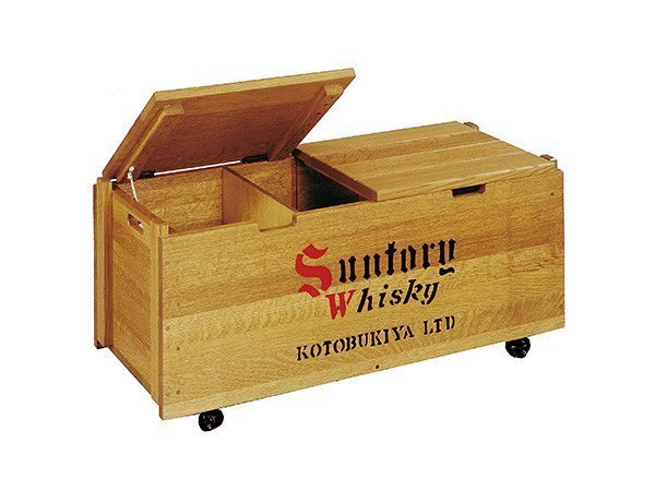 【サントリー樽ものがたり/Suntory Taru / GOODS】のBox Chair Double / 箱椅子ダブル(蝶番付) インテリア・キッズ・メンズ・レディースファッション・服の通販 founy(ファニー) https://founy.com/ ダブル Double, Double-Breasted テーブル Table, Dining Table ボックス Boxy, Box Shape モチーフ Motif, Design Theme 送料無料 Free Shipping ホーム・キャンプ・アウトドア・お取り寄せ Home Living / Home & Lifestyle / Camping Gear / Outdoor Camping 家具・インテリア Home Furniture & Interior. Stylish & Functional Living Spaces 収納家具・キャビネット Storage Furniture |ID: prp329100000003905 ipo3291000000036858972