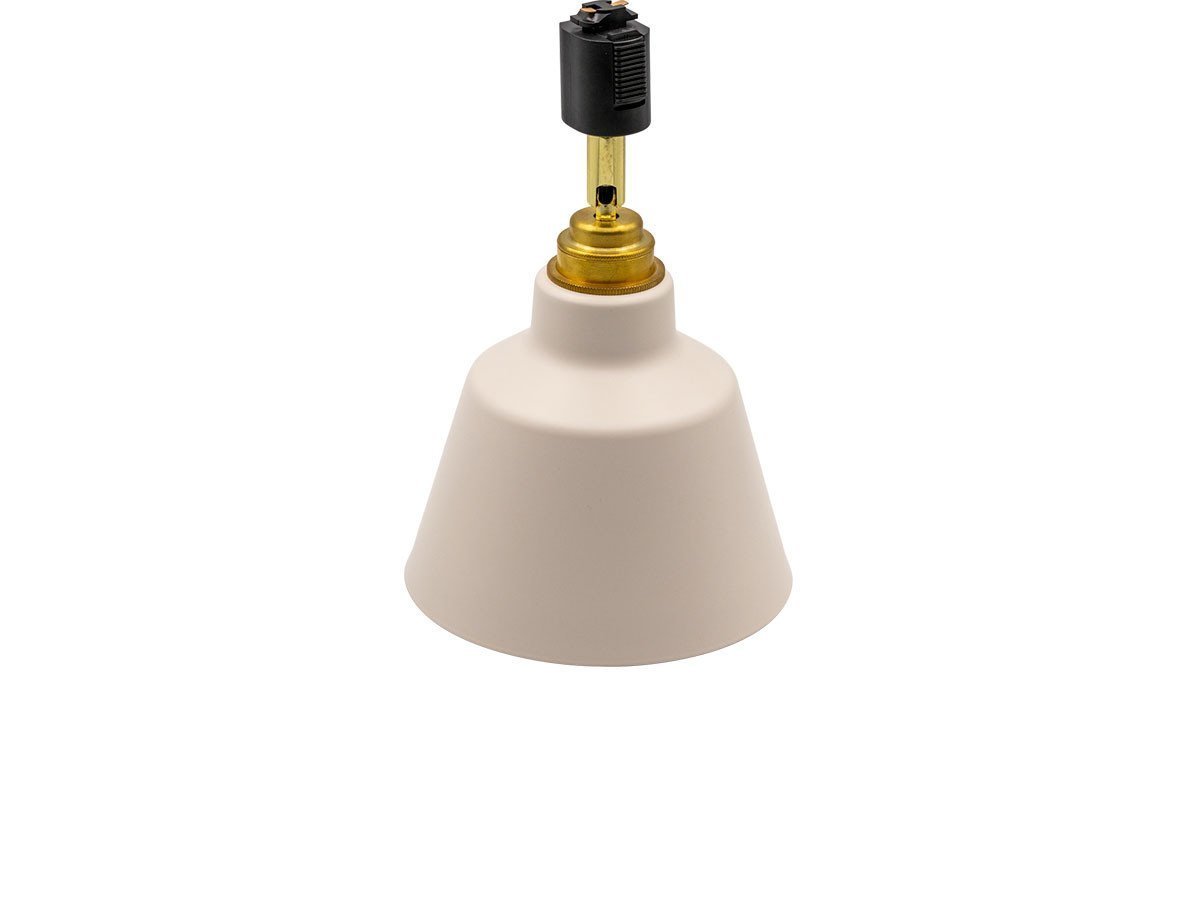 【フライミーパーラー/FLYMEe Parlor / GOODS】のSpot Light / スポットライト ダクトレール仕様 #105497 インテリア・キッズ・メンズ・レディースファッション・服の通販 founy(ファニー) 　バランス　Balance, Style Balance　メタリック　Metallic, Shiny Finish　リラックス　Relax, Relaxed Fit　ホーム・キャンプ・アウトドア・お取り寄せ　Home Living / Home & Lifestyle / Camping Gear / Outdoor Camping　家具・インテリア　Home Furniture & Interior. Stylish & Functional Living Spaces　ライト・照明　Lamps & Lighting Fixtures　本体ブラス、シェードホワイト|ID: prp329100000003990 ipo3291000000030234955