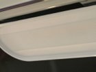 【フロス/FLOS】のTAB F / タブ F カバーに溝を付けることで、LEDライト特有のマルチシャドウを軽減しています。|ID: prp329100000004072 ipo3291000000037073174