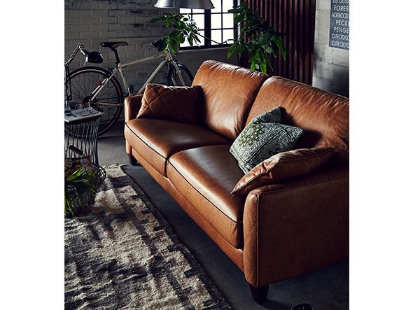 【リラックス フォーム/RELAX FORM / GOODS】のCOLUMBUS SOFA / コロンバス 2人掛けソファ インテリア・キッズ・メンズ・レディースファッション・服の通販 founy(ファウニー) 　オイル　Body Oil　キルティング　Quilted, Quilting　クッション　Cushion, Throw Pillow　フェザー　Feather, Feather Detail　定番　Standard, Basic Item　ホーム・キャンプ・アウトドア・お取り寄せ　Home Living / Home & Lifestyle / Camping Gear / Outdoor Camping　家具・インテリア　Home Furniture & Interior. Stylish & Functional Living Spaces　ソファー　Couches & Sofas　参考イメージ|ID: prp329100000004092 ipo3291000000037062317