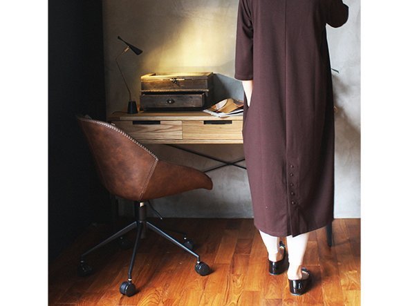 【アデペシュ/a.depeche / GOODS】のsplem desk / スプレム デスク 人気、トレンドファッション・服の通販 founy(ファニー) 　コンパクト　Compact　シンプル　Simple　デスク　Desk　モダン　Modern　ホーム・キャンプ・アウトドア・お取り寄せ　Home,Garden,Outdoor,Camping Gear　家具・インテリア　Home Furniture & Interior. Stylish & Functional Living Spaces　その他 インテリア雑貨、家具　Furniture, Interior, Others　other-5|ID: prp329100000004096 ipo3291000000031545002