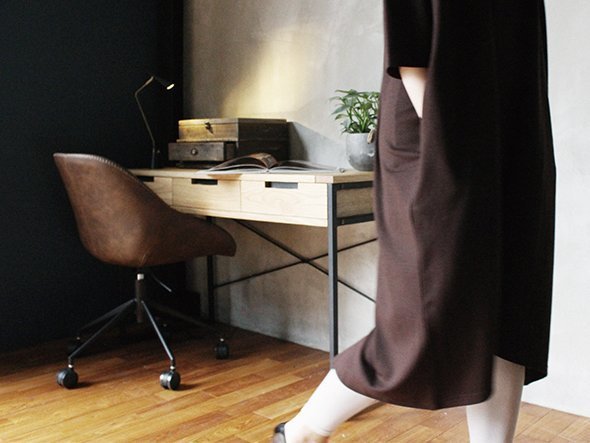 【アデペシュ/a.depeche / GOODS】のsplem desk / スプレム デスク 人気、トレンドファッション・服の通販 founy(ファニー) 　コンパクト　Compact　シンプル　Simple　デスク　Desk　モダン　Modern　ホーム・キャンプ・アウトドア・お取り寄せ　Home,Garden,Outdoor,Camping Gear　家具・インテリア　Home Furniture & Interior. Stylish & Functional Living Spaces　その他 インテリア雑貨、家具　Furniture, Interior, Others　other-6|ID: prp329100000004096 ipo3291000000031545003