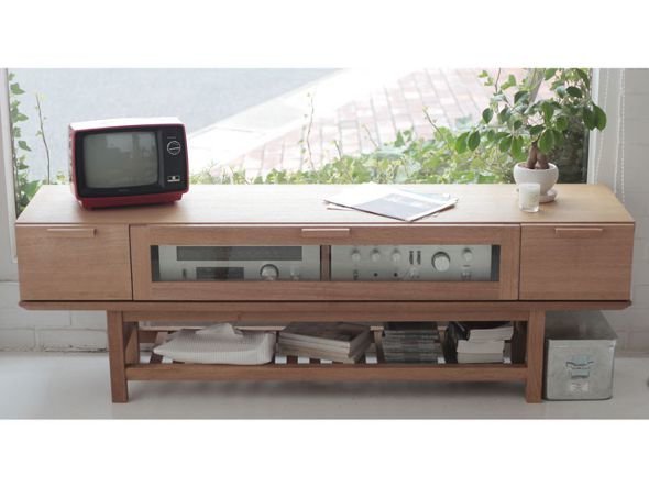 【イージーライフ/Easy Life / GOODS】のSLAT TV BOARD / スラット テレビボード 高さ51cm インテリア・キッズ・メンズ・レディースファッション・服の通販 founy(ファニー) オイル Body Oil ガラス Glass, Glassware シンプル Simple, Minimal フラップ Flap, Flap Pocket ホーム・キャンプ・アウトドア・お取り寄せ Home Living / Home & Lifestyle / Camping Gear / Outdoor Camping 家具・インテリア Home Furniture & Interior. Stylish & Functional Living Spaces テレビボード・テレビ台 TV Cabinets & Consoles テレビ台・TVボード Tv Board 参考イメージ|ID: prp329100000004120 ipo3291000000036647939