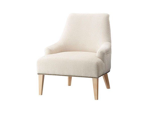 【フライミー ブラン/FLYMEe Blanc / GOODS】のLOUNGE CHAIR / ラウンジチェア 鋲仕上げ n5932 インテリア・キッズ・メンズ・レディースファッション・服の通販 founy(ファニー) 　エレガント 上品　Elegant　クラシカル　Classical, Vintage-Inspired　シンプル　Simple, Minimal　スマート　Smart, Elegant　モダン　Modern, Contemporary　ホーム・キャンプ・アウトドア・お取り寄せ　Home Living / Home & Lifestyle / Camping Gear / Outdoor Camping　家具・インテリア　Home Furniture & Interior. Stylish & Functional Living Spaces　チェア・椅子　Seating & Chairs　ラウンジチェア・リクライナー　Lounge Chairs / Recliners　張地:鋲:アンティークゴールド、脚部ナチュラル|ID: prp329100000004126 ipo3291000000036305315