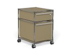 【ユーエスエム/USM / GOODS】のUSM Haller Wagon / USMハラー ワゴン(鍵付き) W / D / H:418 / 523 / 605mm A6サイズドロワー × 1、A4サイズドロワー × 1 人気、トレンドファッション・服の通販 founy(ファニー) コレクション Collection, Seasonal Line シンプル Simple, Minimal ステーショナリー Stationery, Office Supplies デスク Desk, Work Desk ニューヨーク New York, NYC Style ホーム・キャンプ・アウトドア・お取り寄せ Home Living / Home & Lifestyle / Camping Gear / Outdoor Camping 家具・インテリア Home Furniture & Interior. Stylish & Functional Living Spaces 収納家具・キャビネット Storage Furniture チェストワゴン・移動式収納 Mobile Wagon thumbnail USM ベージュ(基本定番色)|ID: prp329100000004293 ipo3291000000036858748