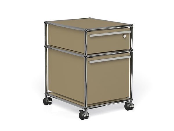 【ユーエスエム/USM / GOODS】のUSM Haller Wagon / USMハラー ワゴン(鍵付き) W / D / H:418 / 523 / 605mm A6サイズドロワー × 1、A4サイズドロワー × 1 インテリア・キッズ・メンズ・レディースファッション・服の通販 founy(ファニー) コレクション Collection, Seasonal Line シンプル Simple, Minimal ステーショナリー Stationery, Office Supplies デスク Desk, Work Desk ニューヨーク New York, NYC Style ホーム・キャンプ・アウトドア・お取り寄せ Home Living / Home & Lifestyle / Camping Gear / Outdoor Camping 家具・インテリア Home Furniture & Interior. Stylish & Functional Living Spaces 収納家具・キャビネット Storage Furniture チェストワゴン・移動式収納 Mobile Wagon USM ベージュ(基本定番色)|ID: prp329100000004293 ipo3291000000036858748