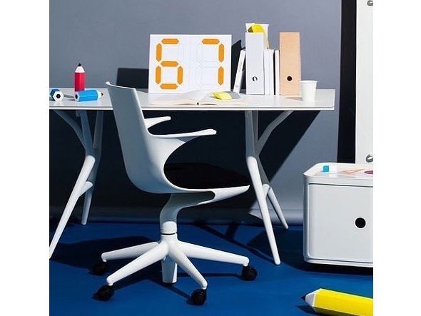 【カルテル/Kartell / GOODS】のSPOON TABLE / スプーンテーブル 140 人気、トレンドファッション・服の通販 founy(ファニー) 　テーブル　Table　デスク　Desk　ホーム・キャンプ・アウトドア・お取り寄せ　Home,Garden,Outdoor,Camping Gear　家具・インテリア　Furniture　テーブル　Table　折りたたみテーブル・伸縮テーブル　Folding Table/Extendable Table　other-5|ID: prp329100000004366 ipo3291000000031544978