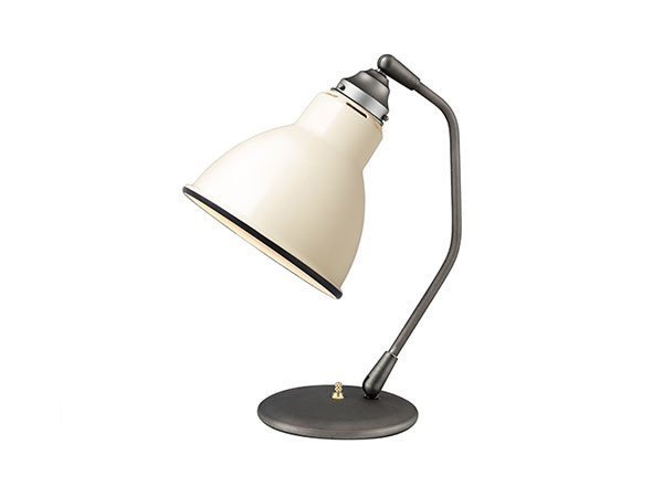 【フライミー ファクトリー/FLYMEe Factory / GOODS】のCUSTOM SERIES Classic Desk Lamp × Emission Steel / カスタムシリーズ クラシックデスクランプ × スチール(エミッション) インテリア・キッズ・メンズ・レディースファッション・服の通販 founy(ファニー) 　クラシカル　Classical, Vintage-Inspired　クラシック　Classic, Timeless Style　デスク　Desk, Work Desk　ホーム・キャンプ・アウトドア・お取り寄せ　Home Living / Home & Lifestyle / Camping Gear / Outdoor Camping　家具・インテリア　Home Furniture & Interior. Stylish & Functional Living Spaces　ライト・照明　Lamps & Lighting Fixtures　デスクライト・卓上照明　Desk Lamp / Table Lamp / Study Light　器具本体:ビンテージメタル、シェード:バター|ID: prp329100000004426 ipo3291000000030245681