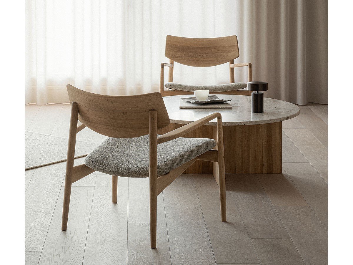 【カリモクケース/KARIMOKU CASE / GOODS】のN-ST01 LARGE / N-ST01 ラージ インテリア・キッズ・メンズ・レディースファッション・服の通販 founy(ファニー) 　イタリア　Italy　クッション　Cushion, Throw Pillow　テーブル　Table, Dining Table　デスク　Desk, Work Desk　バランス　Balance, Style Balance　メッシュ　Mesh, Net Fabric　ラウンド　Round, Round Neck　ホーム・キャンプ・アウトドア・お取り寄せ　Home Living / Home & Lifestyle / Camping Gear / Outdoor Camping　家具・インテリア　Home Furniture & Interior. Stylish & Functional Living Spaces　テーブル　Dining, Coffee & Side Tables　ローテーブル・センターテーブル　Coffee & Center Tables　Photographer:Tomooki KengakuInterior Styli|ID: prp329100000004445 ipo3291000000036818092