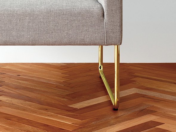 【コモック/COMMOC / GOODS】のPALA SOFA 1P / パラ ソファ 1人掛け インテリア・キッズ・メンズ・レディースファッション・服の通販 founy(ファニー) 　送料無料　Free Shipping　ホーム・キャンプ・アウトドア・お取り寄せ　Home Living / Home & Lifestyle / Camping Gear / Outdoor Camping　家具・インテリア　Home Furniture & Interior. Stylish & Functional Living Spaces　ソファー　Couches & Sofas　脚部ブラス|ID: prp329100000004531 ipo3291000000036811480