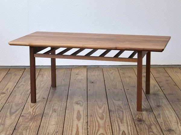 【グリニッチ オリジナル ファニチャー/greeniche original furniture / GOODS】のnewnormal Low Table 900 / ニューノーマル ローテーブル 900 インテリア・キッズ・メンズ・レディースファッション・服の通販 founy(ファニー) 　ウッド　Wooden Design　オイル　Body Oil　コンパクト　Compact, Small Size　テーブル　Table, Dining Table　人気　Popular, Best Seller　おすすめ　Recommended / Our Picks　ホーム・キャンプ・アウトドア・お取り寄せ　Home Living / Home & Lifestyle / Camping Gear / Outdoor Camping　家具・インテリア　Home Furniture & Interior. Stylish & Functional Living Spaces　テーブル　Dining, Coffee & Side Tables　ローテーブル・センターテーブル　Coffee & Center Tables　ウッド:ウォルナット|ID: prp329100000004589 ipo3291000000030239149
