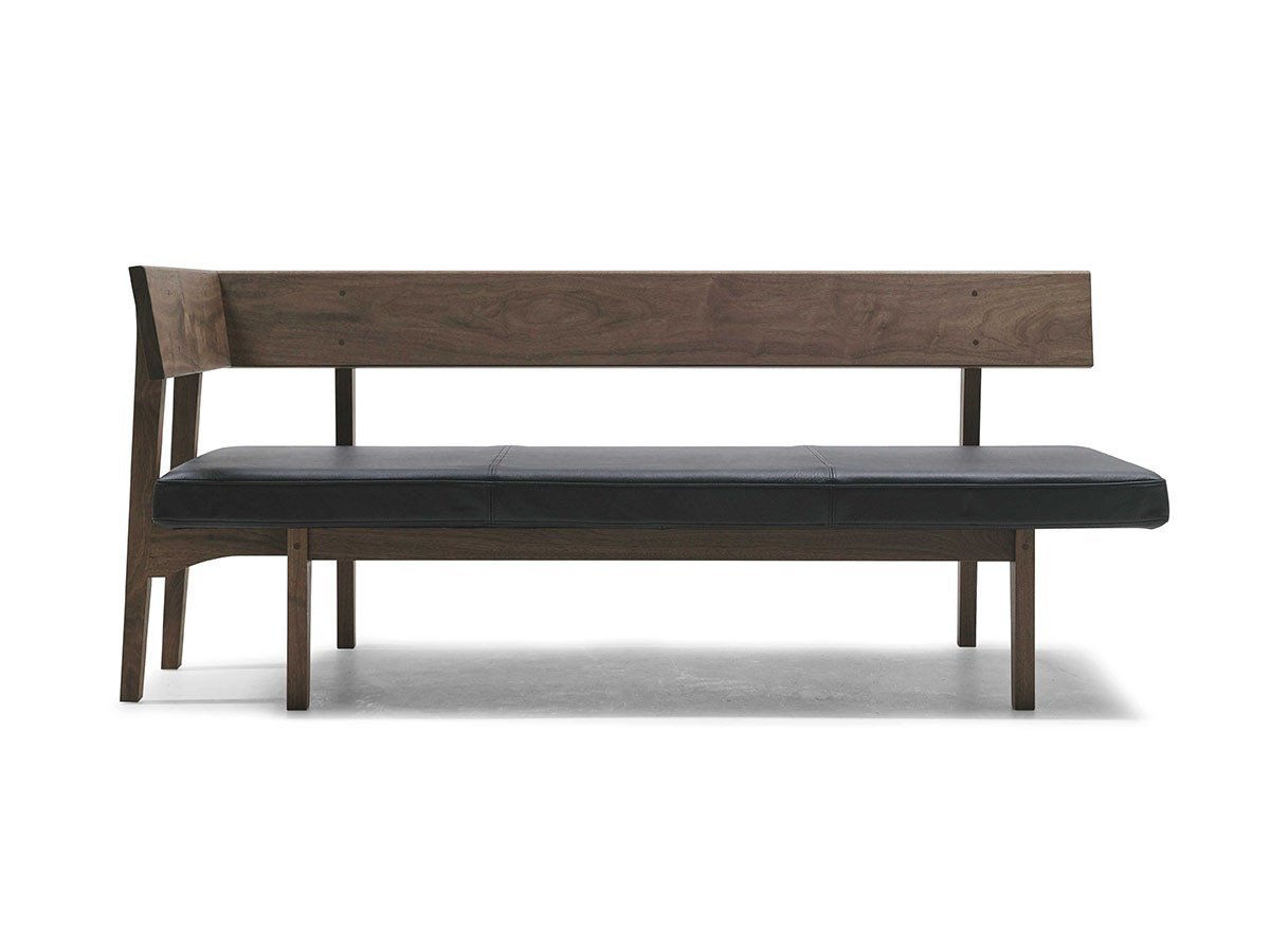 【マスターウォール/MASTERWAL / GOODS】のREGALO SOFA / レガーロ ソファ ワンアーム2シーター168 インテリア・キッズ・メンズ・レディースファッション・服の通販 founy(ファニー) 　テーブル　Table, Dining Table　フォルム　Silhouette, Form　ホーム・キャンプ・アウトドア・お取り寄せ　Home Living / Home & Lifestyle / Camping Gear / Outdoor Camping　家具・インテリア　Home Furniture & Interior. Stylish & Functional Living Spaces　ソファー　Couches & Sofas　ホーム・キャンプ・アウトドア・お取り寄せ　Home Living / Home & Lifestyle / Camping Gear / Outdoor Camping　家具・インテリア　Home Furniture & Interior. Stylish & Functional Living Spaces　チェア・椅子　Seating & Chairs　ダイニングベンチ・玄関ベンチ　Bench & Dining Benches　張地:リオ #0015ブラック(レザー6)、ウッド:ウォールナット、アーム:右アーム|ID: prp329100000004607 ipo3291000000035005122