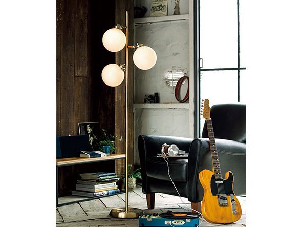 【フライミー ファクトリー/FLYMEe Factory / GOODS】のCUSTOM SERIES Classic Floor Lamp × Tango / カスタムシリーズ クラシックフロアランプ × タンゴ インテリア・キッズ・メンズ・レディースファッション・服の通販 founy(ファウニー) 　送料無料　Free Shipping　ガラス　Glass, Glassware　クラシック　Classic, Timeless Style　シンプル　Simple, Minimal　定番　Standard, Basic Item　ホーム・キャンプ・アウトドア・お取り寄せ　Home Living / Home & Lifestyle / Camping Gear / Outdoor Camping　家具・インテリア　Home Furniture & Interior. Stylish & Functional Living Spaces　ライト・照明　Lamps & Lighting Fixtures　フロアランプ・スタンドライト　Floor Lamp / Standing Lamp　器具本体:ゴールド、シェード:ホワイト|ID: prp329100000004616 ipo3291000000037078594