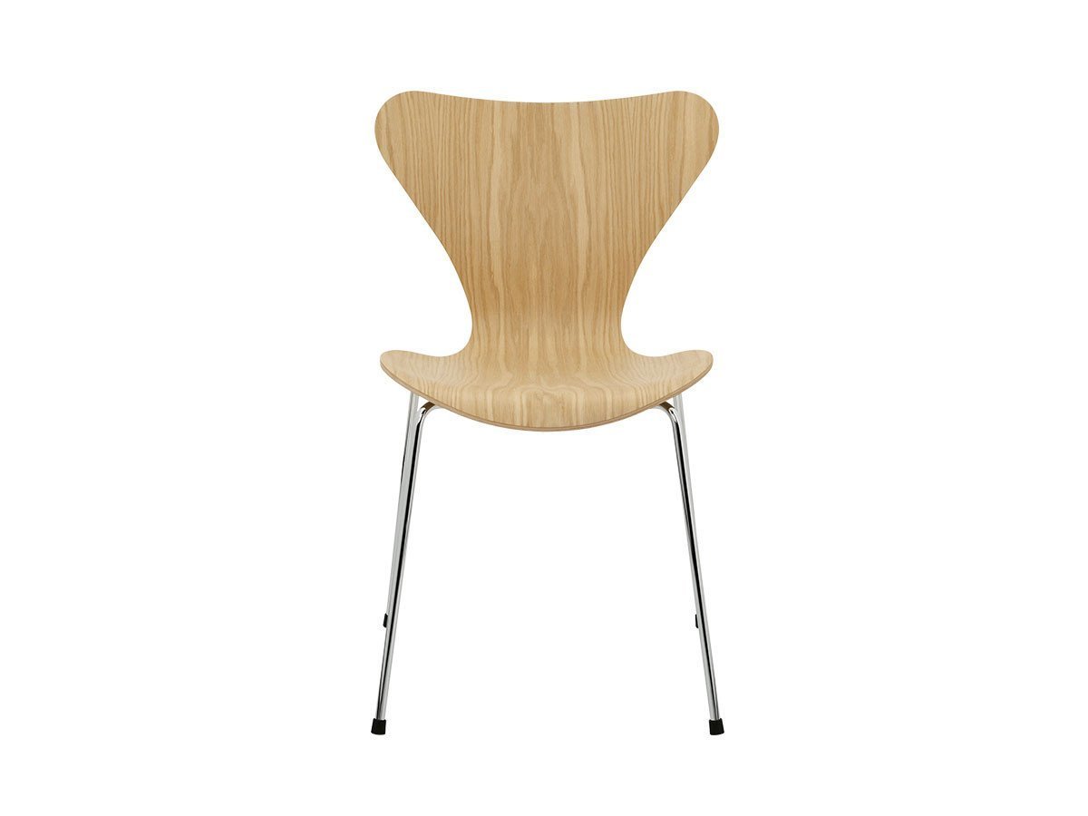 【フリッツ ハンセン/FRITZ HANSEN / GOODS】のSERIES 7 / セブンチェア 3107 インテリア・キッズ・メンズ・レディースファッション・服の通販 founy(ファウニー) 　ウッド　Wooden Design　クラシック　Classic, Timeless Style　シェイプ　Shape, Slim Fit　シルク　Silk, 100% Silk　フォルム　Silhouette, Form　送料無料　Free Shipping　おすすめ　Recommended / Our Picks　ホーム・キャンプ・アウトドア・お取り寄せ　Home Living / Home & Lifestyle / Camping Gear / Outdoor Camping　家具・インテリア　Home Furniture & Interior. Stylish & Functional Living Spaces　チェア・椅子　Seating & Chairs　ダイニングチェア・木製チェア　Dining Chairs　シェル:ナチュラルウッド / オーク、脚部:クローム仕上|ID: prp329100000004638 ipo3291000000037063332