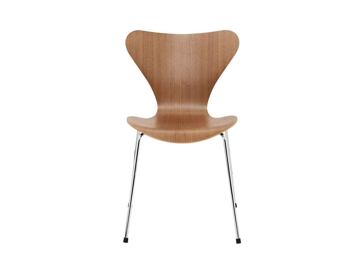【フリッツ ハンセン/FRITZ HANSEN / GOODS】のSERIES 7 / セブンチェア 3107 インテリア・キッズ・メンズ・レディースファッション・服の通販 founy(ファウニー) 　ウッド　Wooden Design　クラシック　Classic, Timeless Style　シェイプ　Shape, Slim Fit　シルク　Silk, 100% Silk　フォルム　Silhouette, Form　送料無料　Free Shipping　おすすめ　Recommended / Our Picks　ホーム・キャンプ・アウトドア・お取り寄せ　Home Living / Home & Lifestyle / Camping Gear / Outdoor Camping　家具・インテリア　Home Furniture & Interior. Stylish & Functional Living Spaces　チェア・椅子　Seating & Chairs　ダイニングチェア・木製チェア　Dining Chairs　シェル:ナチュラルウッド / ウォルナット、脚部:クローム仕上|ID: prp329100000004638 ipo3291000000037063336