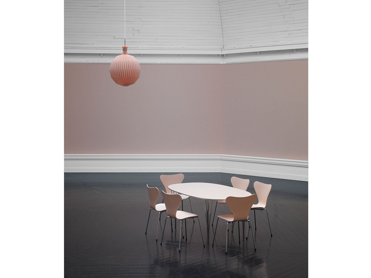 【フリッツ ハンセン/FRITZ HANSEN / GOODS】のSERIES 7 / セブンチェア 3107 インテリア・キッズ・メンズ・レディースファッション・服の通販 founy(ファウニー) 　ウッド　Wooden Design　クラシック　Classic, Timeless Style　シェイプ　Shape, Slim Fit　シルク　Silk, 100% Silk　フォルム　Silhouette, Form　送料無料　Free Shipping　おすすめ　Recommended / Our Picks　ホーム・キャンプ・アウトドア・お取り寄せ　Home Living / Home & Lifestyle / Camping Gear / Outdoor Camping　家具・インテリア　Home Furniture & Interior. Stylish & Functional Living Spaces　チェア・椅子　Seating & Chairs　ダイニングチェア・木製チェア　Dining Chairs　参考イメージ|ID: prp329100000004638 ipo3291000000037063340