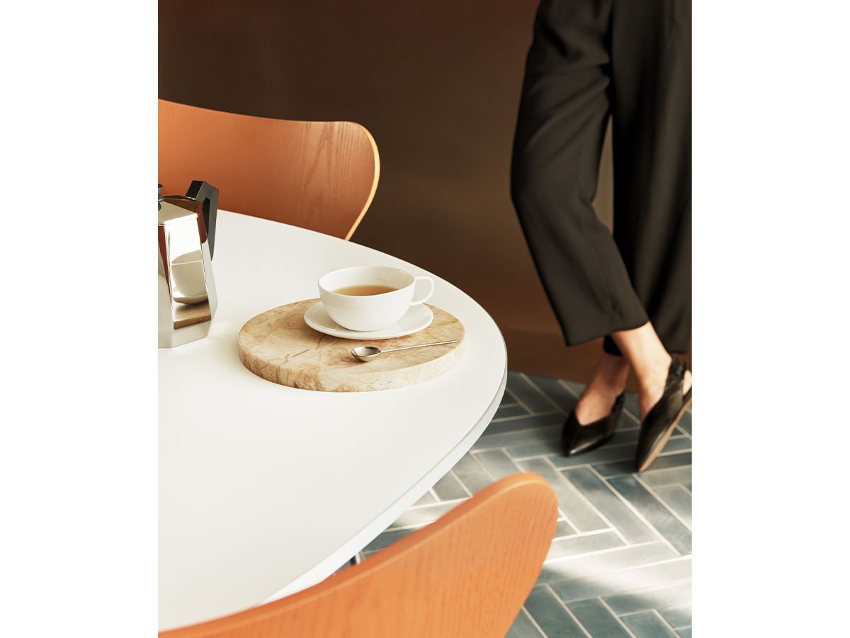 【フリッツ ハンセン/FRITZ HANSEN / GOODS】のSERIES 7 / セブンチェア 3107 インテリア・キッズ・メンズ・レディースファッション・服の通販 founy(ファウニー) 　ウッド　Wooden Design　クラシック　Classic, Timeless Style　シェイプ　Shape, Slim Fit　シルク　Silk, 100% Silk　フォルム　Silhouette, Form　送料無料　Free Shipping　おすすめ　Recommended / Our Picks　ホーム・キャンプ・アウトドア・お取り寄せ　Home Living / Home & Lifestyle / Camping Gear / Outdoor Camping　家具・インテリア　Home Furniture & Interior. Stylish & Functional Living Spaces　チェア・椅子　Seating & Chairs　ダイニングチェア・木製チェア　Dining Chairs　参考イメージ|ID: prp329100000004638 ipo3291000000037063354