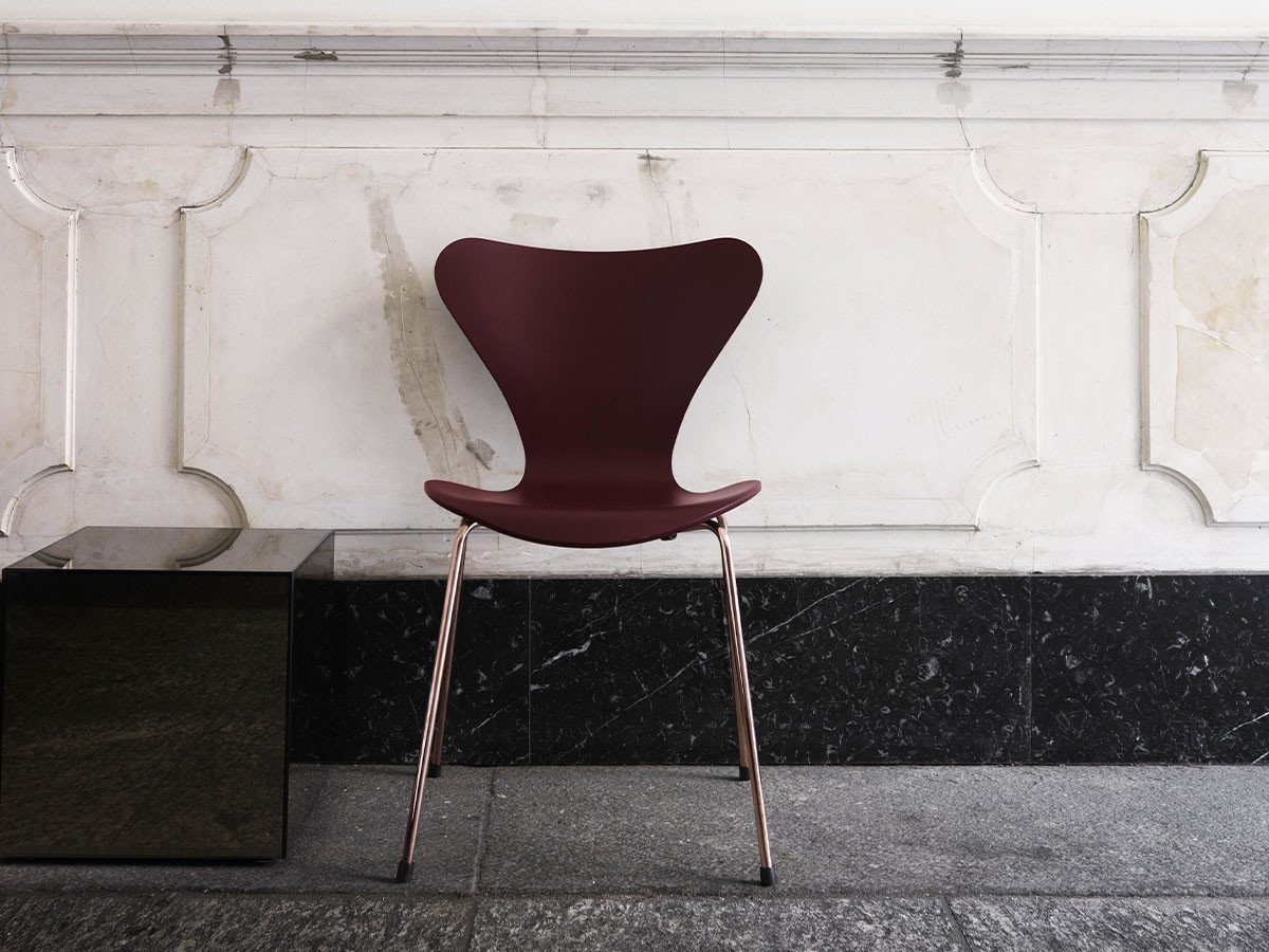 【フリッツ ハンセン/FRITZ HANSEN / GOODS】のSERIES 7 / セブンチェア 3107 インテリア・キッズ・メンズ・レディースファッション・服の通販 founy(ファウニー) 　ウッド　Wooden Design　クラシック　Classic, Timeless Style　シェイプ　Shape, Slim Fit　シルク　Silk, 100% Silk　フォルム　Silhouette, Form　送料無料　Free Shipping　おすすめ　Recommended / Our Picks　ホーム・キャンプ・アウトドア・お取り寄せ　Home Living / Home & Lifestyle / Camping Gear / Outdoor Camping　家具・インテリア　Home Furniture & Interior. Stylish & Functional Living Spaces　チェア・椅子　Seating & Chairs　ダイニングチェア・木製チェア　Dining Chairs　参考イメージ|ID: prp329100000004638 ipo3291000000037063359