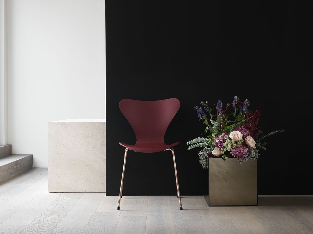 【フリッツ ハンセン/FRITZ HANSEN / GOODS】のSERIES 7 / セブンチェア 3107 インテリア・キッズ・メンズ・レディースファッション・服の通販 founy(ファウニー) 　ウッド　Wooden Design　クラシック　Classic, Timeless Style　シェイプ　Shape, Slim Fit　シルク　Silk, 100% Silk　フォルム　Silhouette, Form　送料無料　Free Shipping　おすすめ　Recommended / Our Picks　ホーム・キャンプ・アウトドア・お取り寄せ　Home Living / Home & Lifestyle / Camping Gear / Outdoor Camping　家具・インテリア　Home Furniture & Interior. Stylish & Functional Living Spaces　チェア・椅子　Seating & Chairs　ダイニングチェア・木製チェア　Dining Chairs　参考イメージ|ID: prp329100000004638 ipo3291000000037063363