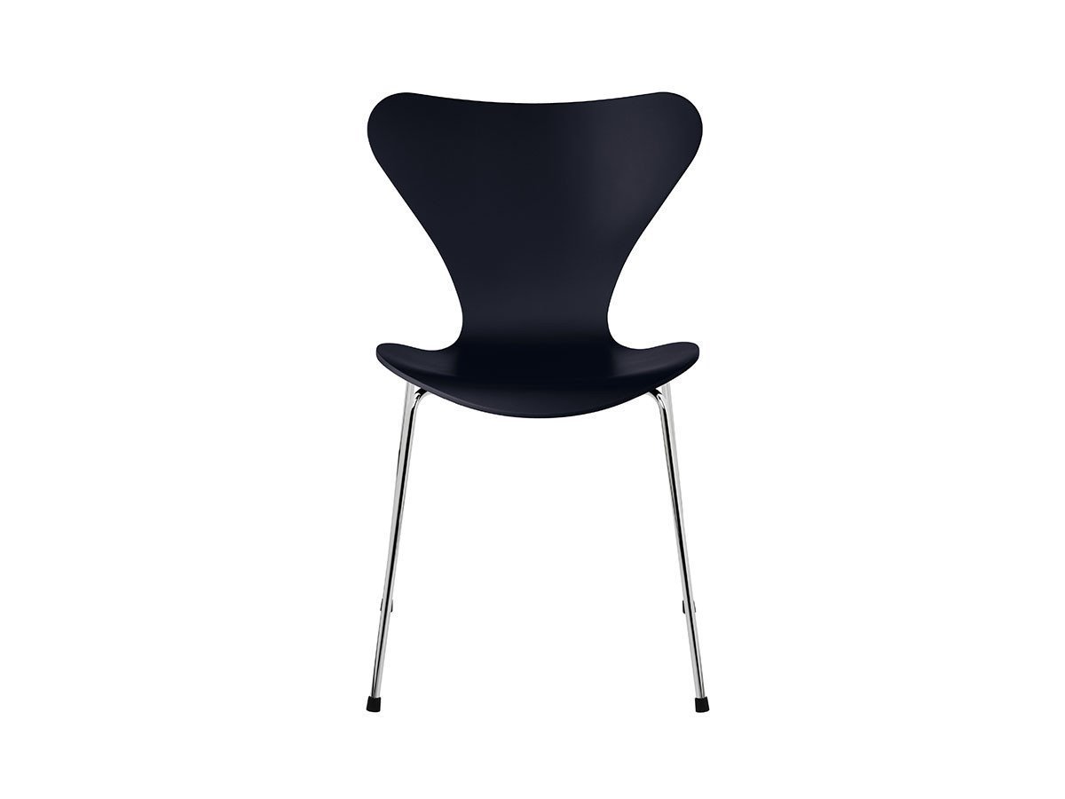 【フリッツ ハンセン/FRITZ HANSEN / GOODS】のSERIES 7 / セブンチェア 3107 インテリア・キッズ・メンズ・レディースファッション・服の通販 founy(ファウニー) 　ウッド　Wooden Design　クラシック　Classic, Timeless Style　シェイプ　Shape, Slim Fit　シルク　Silk, 100% Silk　フォルム　Silhouette, Form　送料無料　Free Shipping　おすすめ　Recommended / Our Picks　ホーム・キャンプ・アウトドア・お取り寄せ　Home Living / Home & Lifestyle / Camping Gear / Outdoor Camping　家具・インテリア　Home Furniture & Interior. Stylish & Functional Living Spaces　チェア・椅子　Seating & Chairs　ダイニングチェア・木製チェア　Dining Chairs　シェル:ラッカー / ミッドナイトブルー、脚部:クローム仕上|ID: prp329100000004638 ipo3291000000037063382