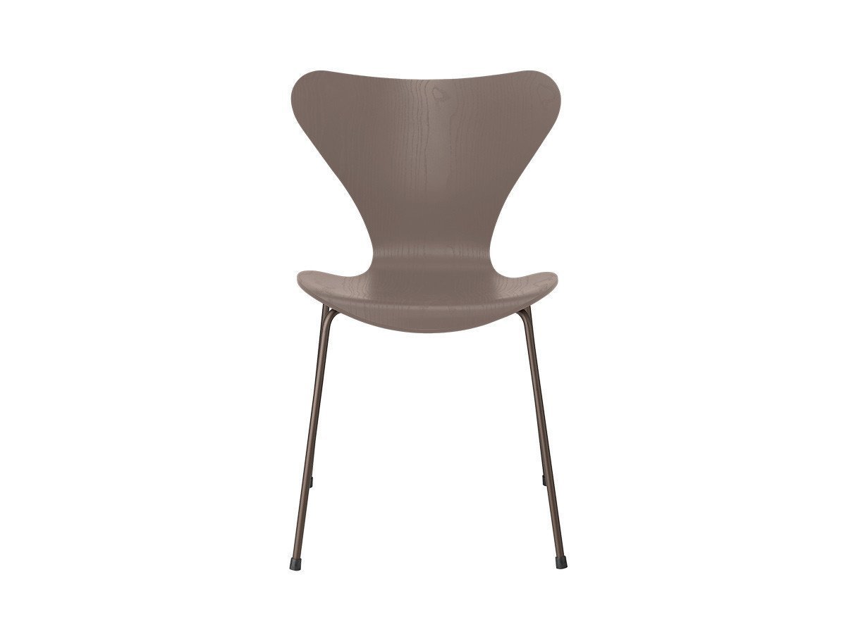 【フリッツ ハンセン/FRITZ HANSEN / GOODS】のSERIES 7 / セブンチェア 3107 インテリア・キッズ・メンズ・レディースファッション・服の通販 founy(ファウニー) 　ウッド　Wooden Design　クラシック　Classic, Timeless Style　シェイプ　Shape, Slim Fit　シルク　Silk, 100% Silk　フォルム　Silhouette, Form　送料無料　Free Shipping　おすすめ　Recommended / Our Picks　ホーム・キャンプ・アウトドア・お取り寄せ　Home Living / Home & Lifestyle / Camping Gear / Outdoor Camping　家具・インテリア　Home Furniture & Interior. Stylish & Functional Living Spaces　チェア・椅子　Seating & Chairs　ダイニングチェア・木製チェア　Dining Chairs　シェル:ラッカー / ディープクレイ、脚部:ブラウンブロンズ|ID: prp329100000004638 ipo3291000000037063388