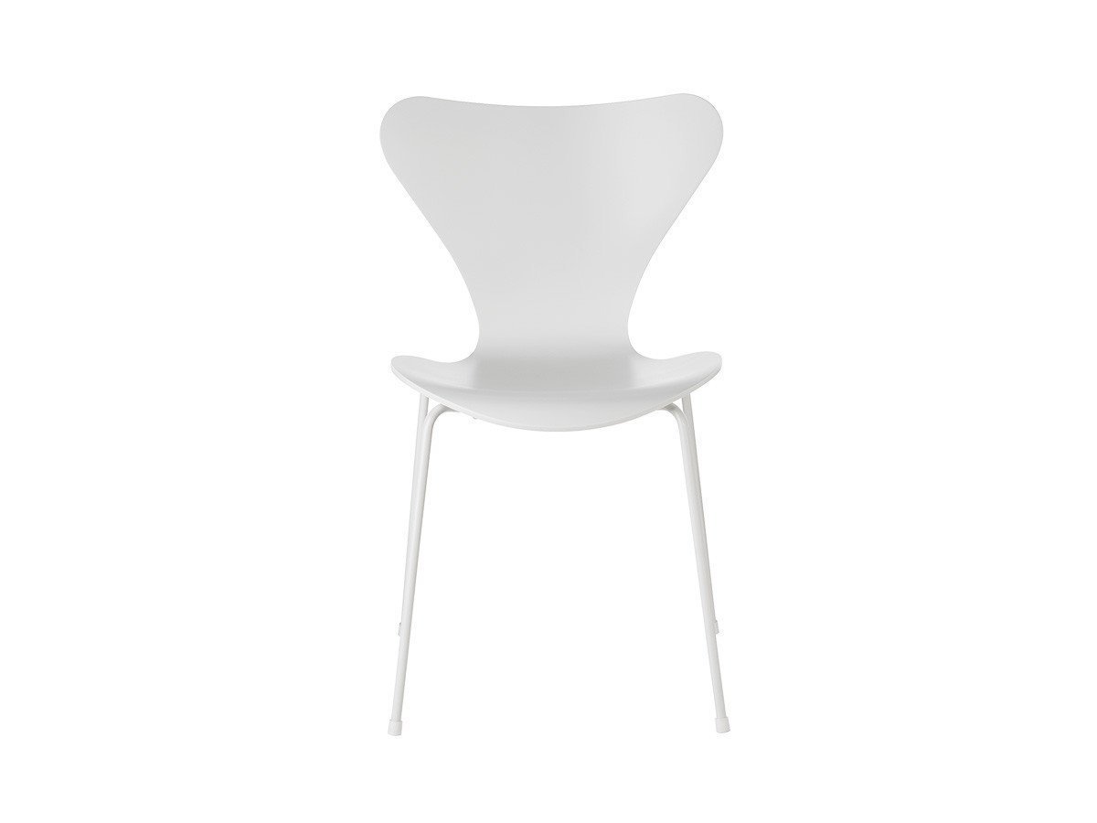 【フリッツ ハンセン/FRITZ HANSEN / GOODS】のSERIES 7 / セブンチェア 3107 インテリア・キッズ・メンズ・レディースファッション・服の通販 founy(ファウニー) 　ウッド　Wooden Design　クラシック　Classic, Timeless Style　シェイプ　Shape, Slim Fit　シルク　Silk, 100% Silk　フォルム　Silhouette, Form　送料無料　Free Shipping　おすすめ　Recommended / Our Picks　ホーム・キャンプ・アウトドア・お取り寄せ　Home Living / Home & Lifestyle / Camping Gear / Outdoor Camping　家具・インテリア　Home Furniture & Interior. Stylish & Functional Living Spaces　チェア・椅子　Seating & Chairs　ダイニングチェア・木製チェア　Dining Chairs　シェル:ラッカー / ホワイト、脚部:ホワイト|ID: prp329100000004638 ipo3291000000037063392