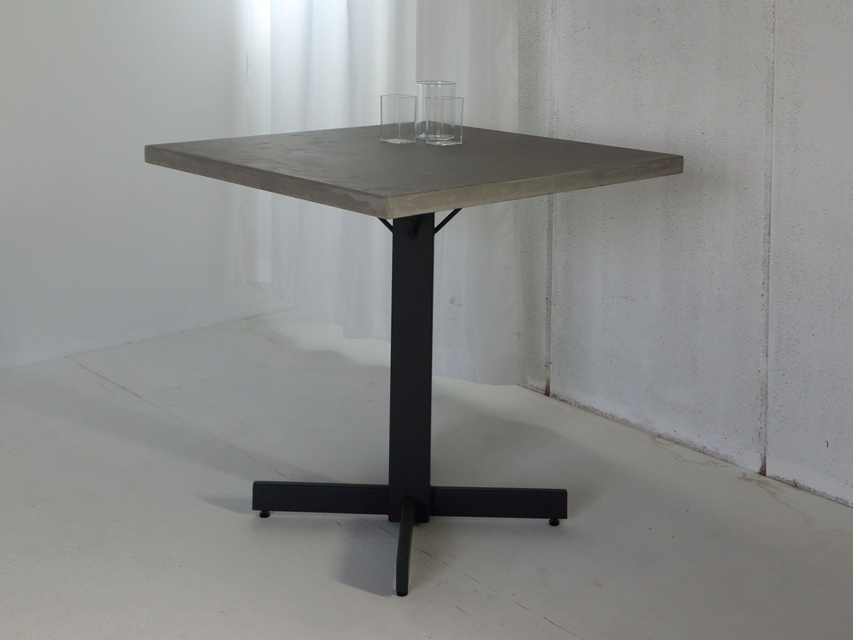 【イカピー/ikp / GOODS】のMORTEX CAFE TABLE 70 / モールテックス カフェテーブル 70 人気、トレンドファッション・服の通販 founy(ファニー) 　送料無料　Free Shipping　おすすめ　Recommended / Our Picks　エナメル　Patent Leather　コンパクト　Compact, Small Size　テーブル　Table, Dining Table　ホーム・キャンプ・アウトドア・お取り寄せ　Home Living / Home & Lifestyle / Camping Gear / Outdoor Camping　家具・インテリア　Home Furniture & Interior. Stylish & Functional Living Spaces　テーブル　Dining, Coffee & Side Tables　カフェテーブル・丸型テーブル　Cafe & Bistro Tables　other-5|ID: prp329100000004658 ipo3291000000031530660