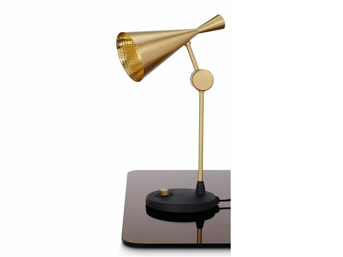 【トム ディクソン/Tom Dixon / GOODS】のBeat Table / ビート テーブルライト インテリア・キッズ・メンズ・レディースファッション・服の通販 founy(ファニー) 　送料無料　Free Shipping　インド　Indian Textile　シンプル　Simple, Minimal　テーブル　Table, Dining Table　ホーム・キャンプ・アウトドア・お取り寄せ　Home Living / Home & Lifestyle / Camping Gear / Outdoor Camping　家具・インテリア　Home Furniture & Interior. Stylish & Functional Living Spaces　ライト・照明　Lamps & Lighting Fixtures　デスクライト・卓上照明　Desk Lamp / Table Lamp / Study Light　消灯時|ID: prp329100000004683 ipo3291000000034516016