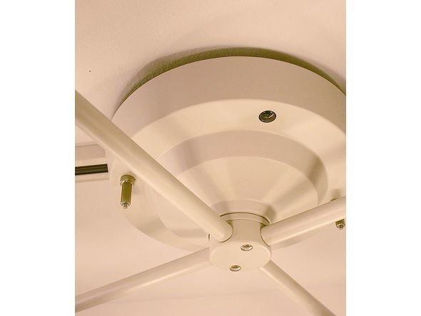 【アートワークスタジオ/ART WORK STUDIO / GOODS】のHarmony X-remote ceiling lamp / ハーモニーエックスリモートシーリングランプ インテリア・キッズ・メンズ・レディースファッション・服の通販 founy(ファニー) 　送料無料　Free Shipping　おすすめ　Recommend　ホーム・キャンプ・アウトドア・お取り寄せ　Home,Garden,Outdoor,Camping Gear　家具・インテリア　Furniture　ライト・照明　Lighting & Light Fixtures　シーリングライト　Ceiling Light　引掛けブラグ部分がカバーされ見た目もすっきりとスマートな印象です。|ID: prp329100000004713 ipo3291000000025312479