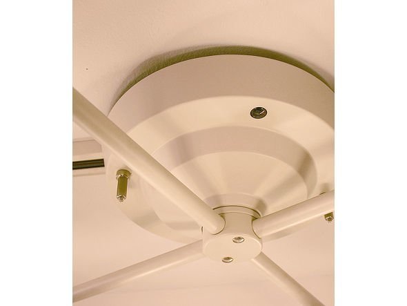 【アートワークスタジオ/ART WORK STUDIO / GOODS】のHarmony X-remote ceiling lamp / ハーモニーエックスリモートシーリングランプ インテリア・キッズ・メンズ・レディースファッション・服の通販 founy(ファニー) 　送料無料　Free Shipping　おすすめ　Recommended / Our Picks　ホーム・キャンプ・アウトドア・お取り寄せ　Home Living / Home & Lifestyle / Camping Gear / Outdoor Camping　家具・インテリア　Home Furniture & Interior. Stylish & Functional Living Spaces　ライト・照明　Lamps & Lighting Fixtures　シーリングライト・天井照明　Ceiling Light / Flush Mount Light　引掛けブラグ部分がカバーされ見た目もすっきりとスマートな印象です。|ID: prp329100000004713 ipo3291000000036849201