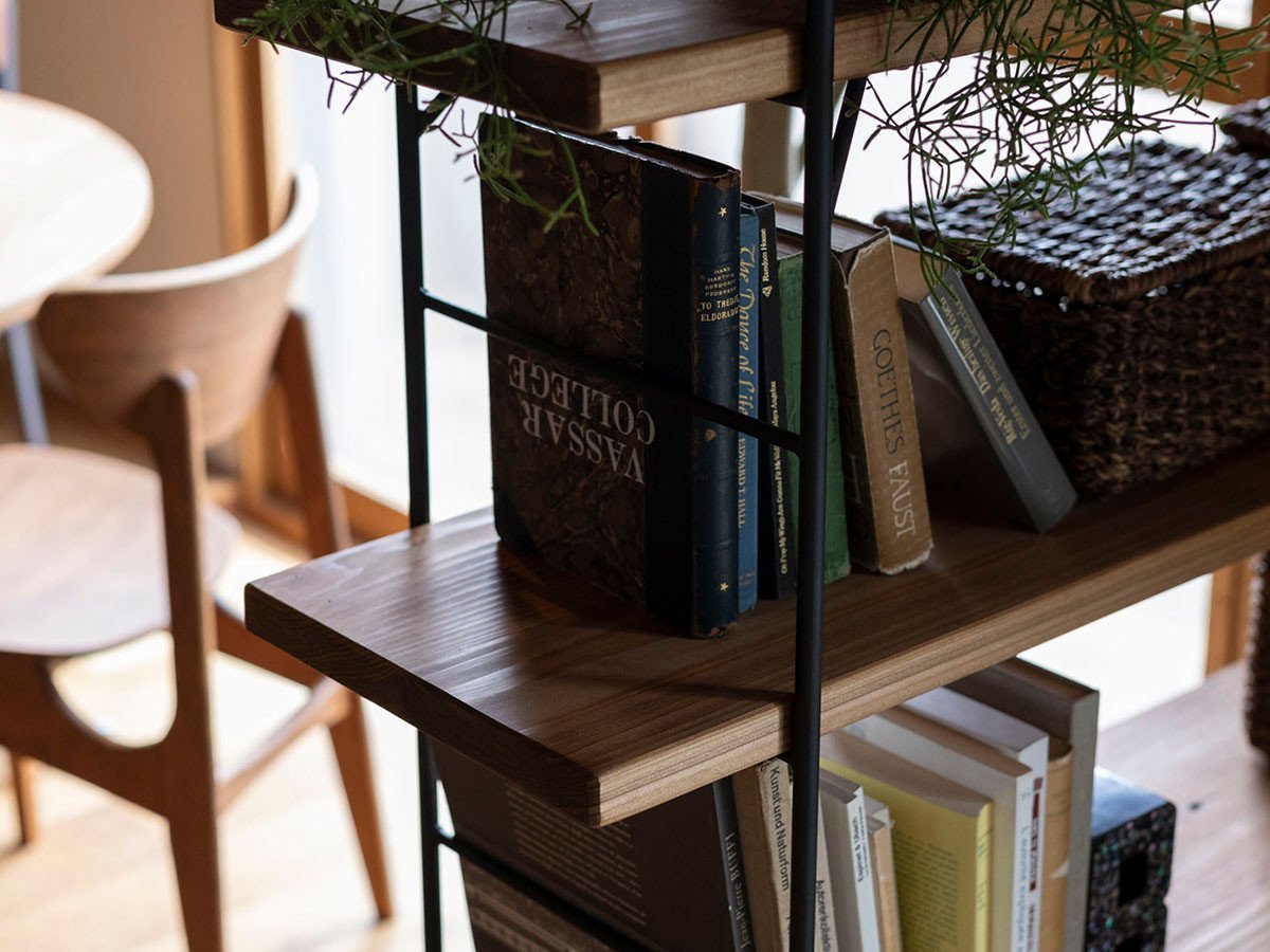 【スウィッチ/SWITCH / GOODS】のWheel Rack / ホイールラック インテリア・キッズ・メンズ・レディースファッション・服の通販 founy(ファニー) 　送料無料　Free Shipping　ホーム・キャンプ・アウトドア・お取り寄せ　Home Living / Home & Lifestyle / Camping Gear / Outdoor Camping　家具・インテリア　Home Furniture & Interior. Stylish & Functional Living Spaces　収納家具・キャビネット　Storage Furniture　シェルフ・オープンラック・収納棚　Open Shelf Rack　参考イメージ|ID: prp329100000004795 ipo3291000000036857745