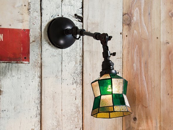 【フライミー ファクトリー/FLYMEe Factory / GOODS】のCUSTOM SERIES Engineer Wall Lamp L × Stained Glass Checker / カスタムシリーズ エンジニアウォールランプL × ステンドグラス(チェッカー) インテリア・キッズ・メンズ・レディースファッション・服の通販 founy(ファニー) 　イエロー　Yellow　オレンジ　Orange　デスク　Desk, Work Desk　ハンド　Hand, Handmade　送料無料　Free Shipping　ホーム・キャンプ・アウトドア・お取り寄せ　Home Living / Home & Lifestyle / Camping Gear / Outdoor Camping　家具・インテリア　Home Furniture & Interior. Stylish & Functional Living Spaces　ライト・照明　Lamps & Lighting Fixtures　|ID: prp329100000004808 ipo3291000000031686695