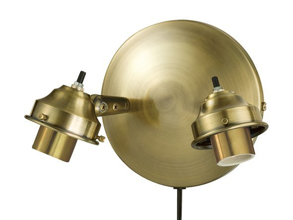 【フライミー ファクトリー/FLYMEe Factory / GOODS】のCUSTOM SERIES 2 Classic Wall Lamp × Petit Steel / カスタムシリーズ 2灯クラシックウォールランプ × スチール(プチ) インテリア・キッズ・メンズ・レディースファッション・服の通販 founy(ファニー) 　クラシカル　Classical, Vintage-Inspired　クラシック　Classic, Timeless Style　シンプル　Simple, Minimal　デスク　Desk, Work Desk　送料無料　Free Shipping　ホーム・キャンプ・アウトドア・お取り寄せ　Home Living / Home & Lifestyle / Camping Gear / Outdoor Camping　家具・インテリア　Home Furniture & Interior. Stylish & Functional Living Spaces　ライト・照明　Lamps & Lighting Fixtures　器具本体:ゴールド|ID: prp329100000004949 ipo3291000000034256750