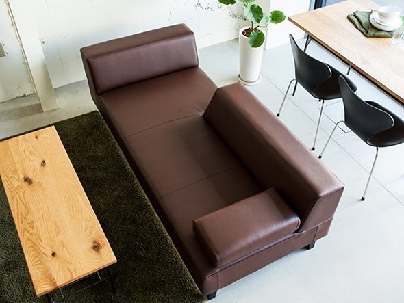 【フランネルソファ/FLANNEL SOFA / GOODS】のPIVO ONE ARM SOFA / ピヴォ 2.5人掛け片肘ソファ インテリア・キッズ・メンズ・レディースファッション・服の通販 founy(ファニー) 　ホーム・キャンプ・アウトドア・お取り寄せ　Home Living / Home & Lifestyle / Camping Gear / Outdoor Camping　家具・インテリア　Home Furniture & Interior. Stylish & Functional Living Spaces　ソファー　Couches & Sofas　オプションの肘置きクッションはソファと同色張地となります。別張地をご希望の場合はお問合せください。|ID: prp329100000004952 ipo3291000000030182886