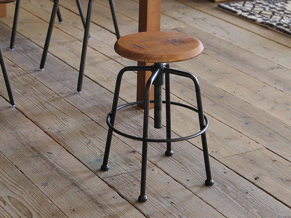 【ノットアンティークス/knot antiques / CRASH GATE / GOODS】のCONVEX STOOL S / コンベックス 昇降スツール S(板座) インテリア・キッズ・メンズ・レディースファッション・服の通販 founy(ファニー) 　ホーム・キャンプ・アウトドア・お取り寄せ　Home,Garden,Outdoor,Camping Gear　家具・インテリア　Furniture　チェア・椅子　Chair　スツール　Stool　ウッド:パイン古材|ID: prp329100000004995 ipo3291000000017619637