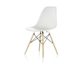 【ハーマンミラー/Herman Miller / GOODS】のEames Molded Plastic Side Shell Chair / イームズ プラスチックサイドシェルチェア ダウェルベース メープル脚 DSW. BK UL / DSW. 91 UL / DSW. 47 UL 人気、トレンドファッション・服の通販 founy(ファニー) シンプル Simple 人気 Popularity フォルム Form ホーム・キャンプ・アウトドア・お取り寄せ Home,Garden,Outdoor,Camping Gear 家具・インテリア Furniture チェア・椅子 Chair ダイニングチェア Dining Chair |ID:prp329100000005085