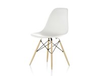 【ハーマンミラー/Herman Miller / GOODS】のEames Molded Plastic Side Shell Chair / イームズ プラスチックサイドシェルチェア ダウェルベース メープル脚 DSW. BK UL / DSW. 91 UL / DSW. 47 UL 人気、トレンドファッション・服の通販 founy(ファニー) シンプル Simple, Minimal 人気 Popular, Best Seller フォルム Silhouette, Form ホーム・キャンプ・アウトドア・お取り寄せ Home Living / Home & Lifestyle / Camping Gear / Outdoor Camping 家具・インテリア Home Furniture & Interior. Stylish & Functional Living Spaces チェア・椅子 Seating & Chairs ダイニングチェア・木製チェア Dining Chairs |ID:prp329100000005085