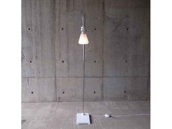 【アボード/abode / GOODS】のFLASK - floor / フラスコ-フロアライト 人気、トレンドファッション・服の通販 founy(ファニー) 　送料無料　Free Shipping　フォルム　Silhouette, Form　ホーム・キャンプ・アウトドア・お取り寄せ　Home Living / Home & Lifestyle / Camping Gear / Outdoor Camping　家具・インテリア　Home Furniture & Interior. Stylish & Functional Living Spaces　ライト・照明　Lamps & Lighting Fixtures　フロアライト・スタンドライト　Floor Lamp / Standing Lamp　other-5|ID: prp329100000005127 ipo3291000000031542049