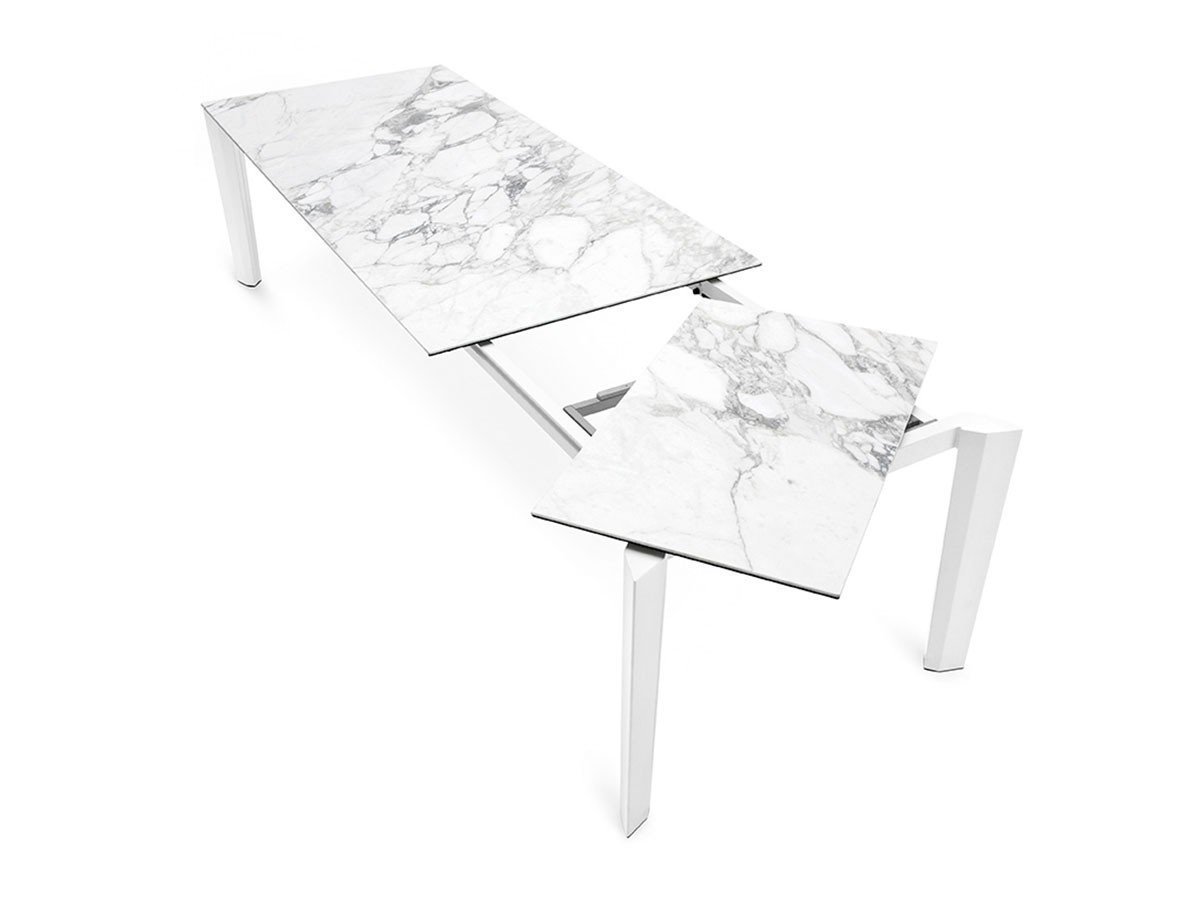 【カリガリス/Calligaris / GOODS】のDELTA / デルタ セラミック天板 CS/4097-R 160 インテリア・キッズ・メンズ・レディースファッション・服の通販 founy(ファニー) 　テーブル　Table, Dining Table　ホーム・キャンプ・アウトドア・お取り寄せ　Home Living / Home & Lifestyle / Camping Gear / Outdoor Camping　家具・インテリア　Home Furniture & Interior. Stylish & Functional Living Spaces　テーブル　Dining, Coffee & Side Tables　ダイニングテーブル・食卓テーブル　Dining Tables　エクステンション用天板を引き上げて90度回転。|ID: prp329100000005210 ipo3291000000036644648